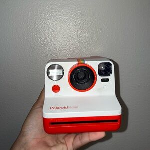 Polaroid Now Camera in Red and White
